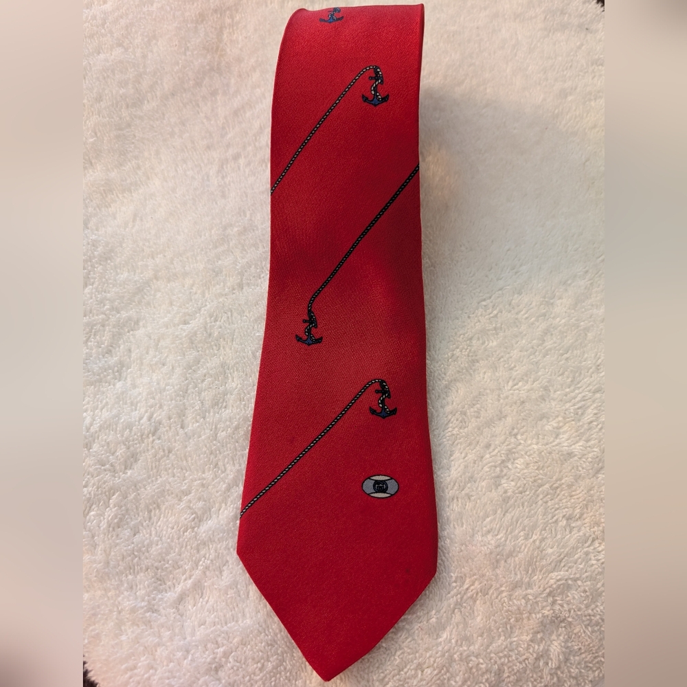 Gucci Classic Red Silk Skinny Tie With Navy Blue Rope/Anchor